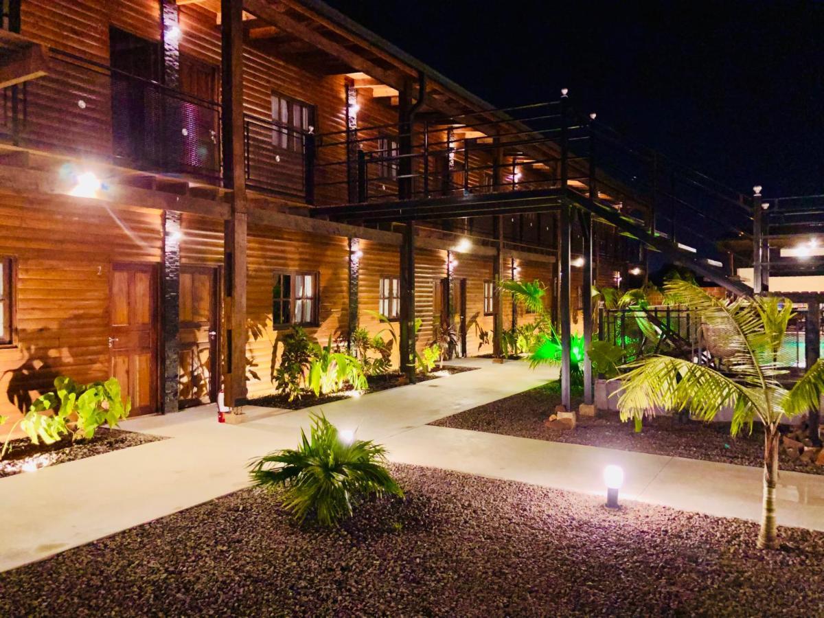 Alma Pura Otel Puerto Iguazú Dış mekan fotoğraf