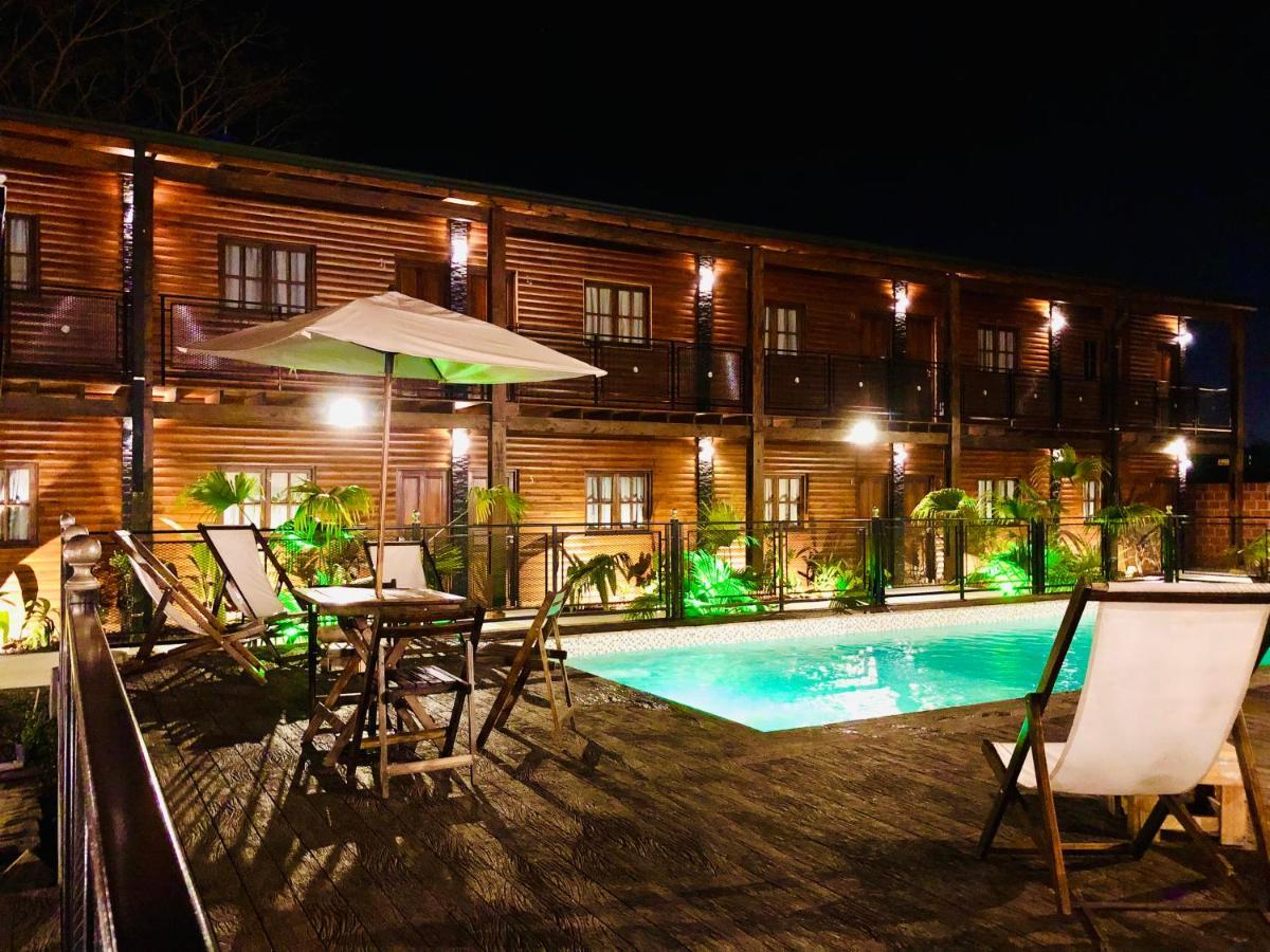 Alma Pura Otel Puerto Iguazú Dış mekan fotoğraf
