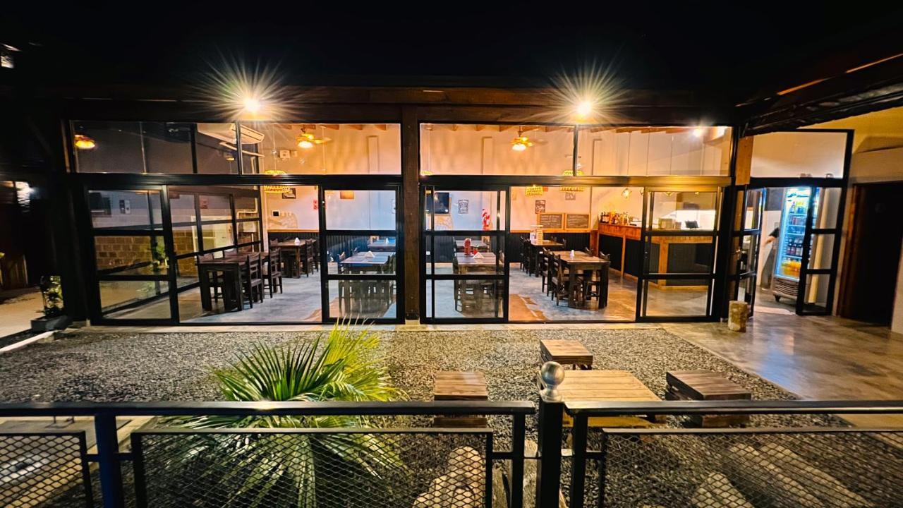 Alma Pura Otel Puerto Iguazú Dış mekan fotoğraf